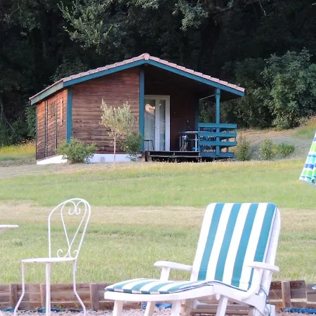 Confortable Aux Tourettes Avec Piscine Partagee Chalé *